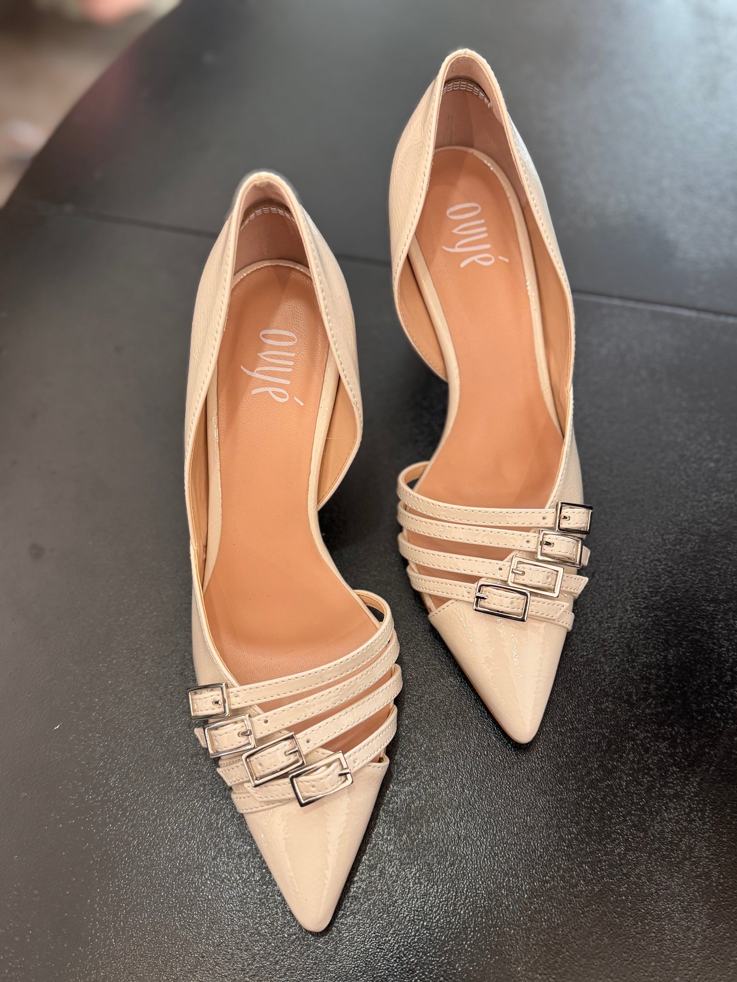 Slingback vernice beige