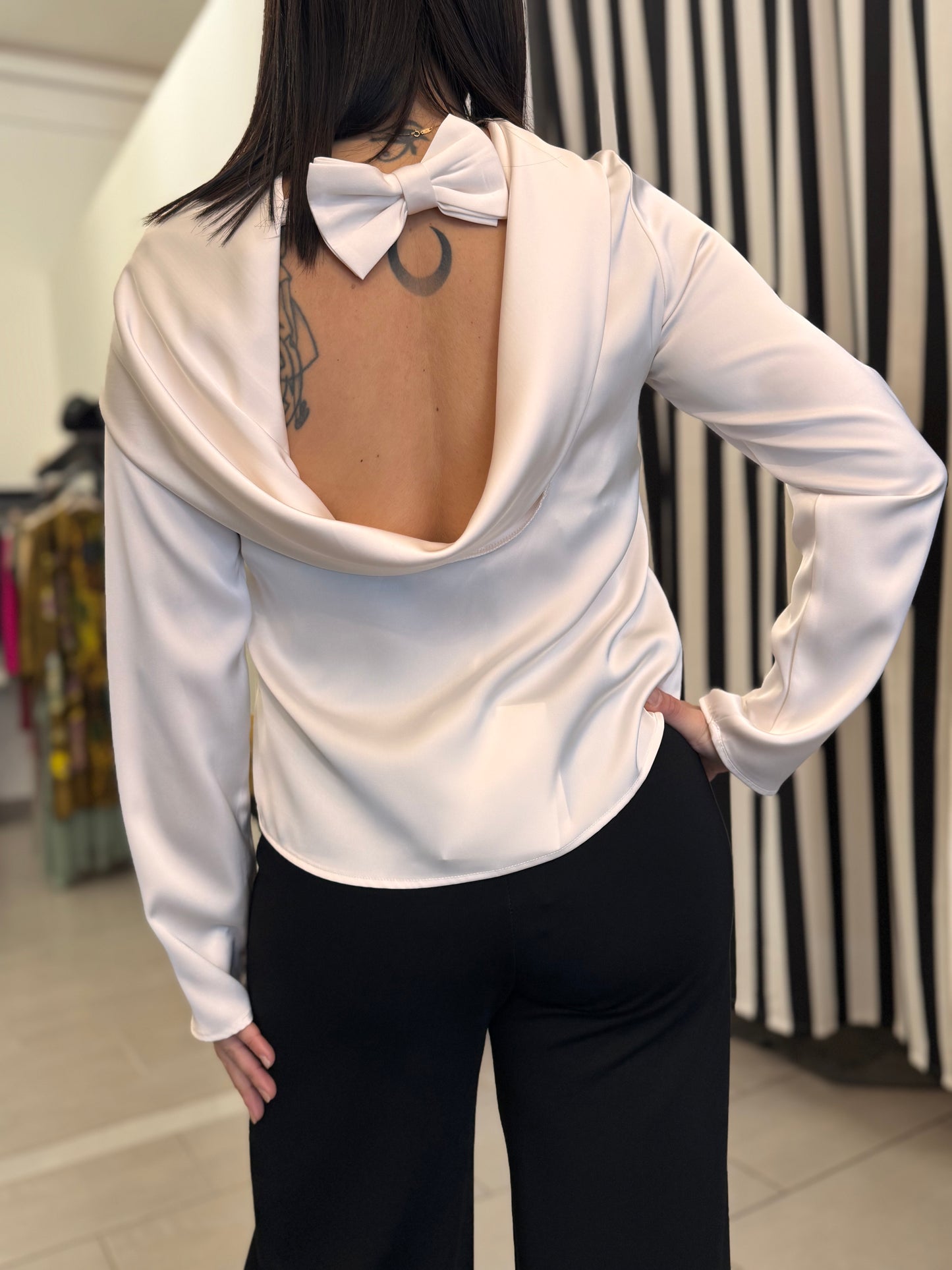 Casacca bianca Eleh