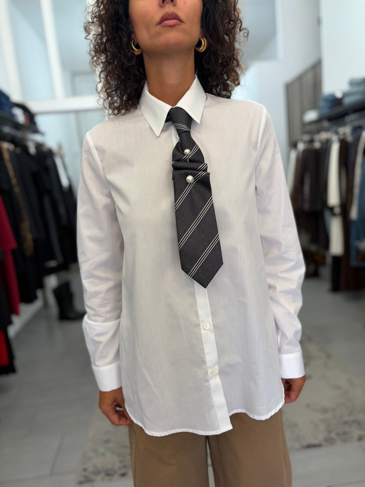 Camicia bianca Vicolo con cravatta
