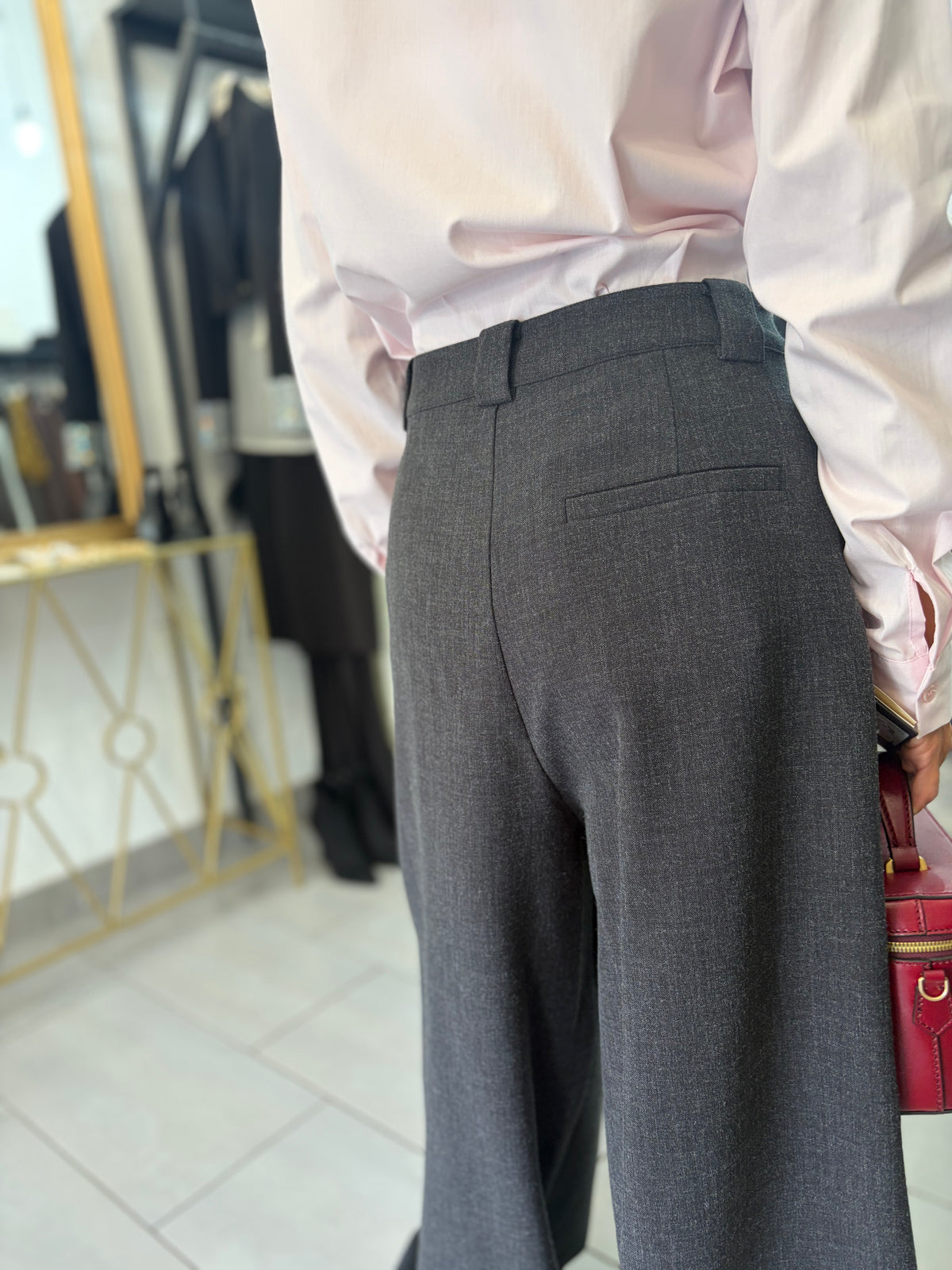 Pantalone over con pences grigio Eleh