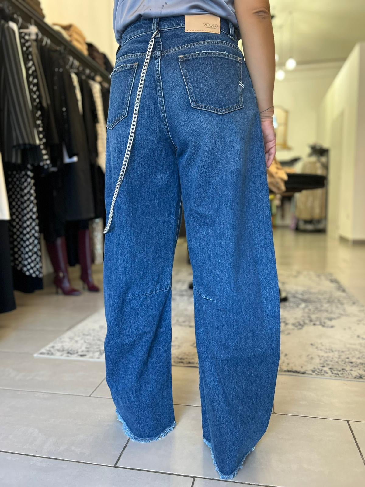 Jeans bombato vicolo