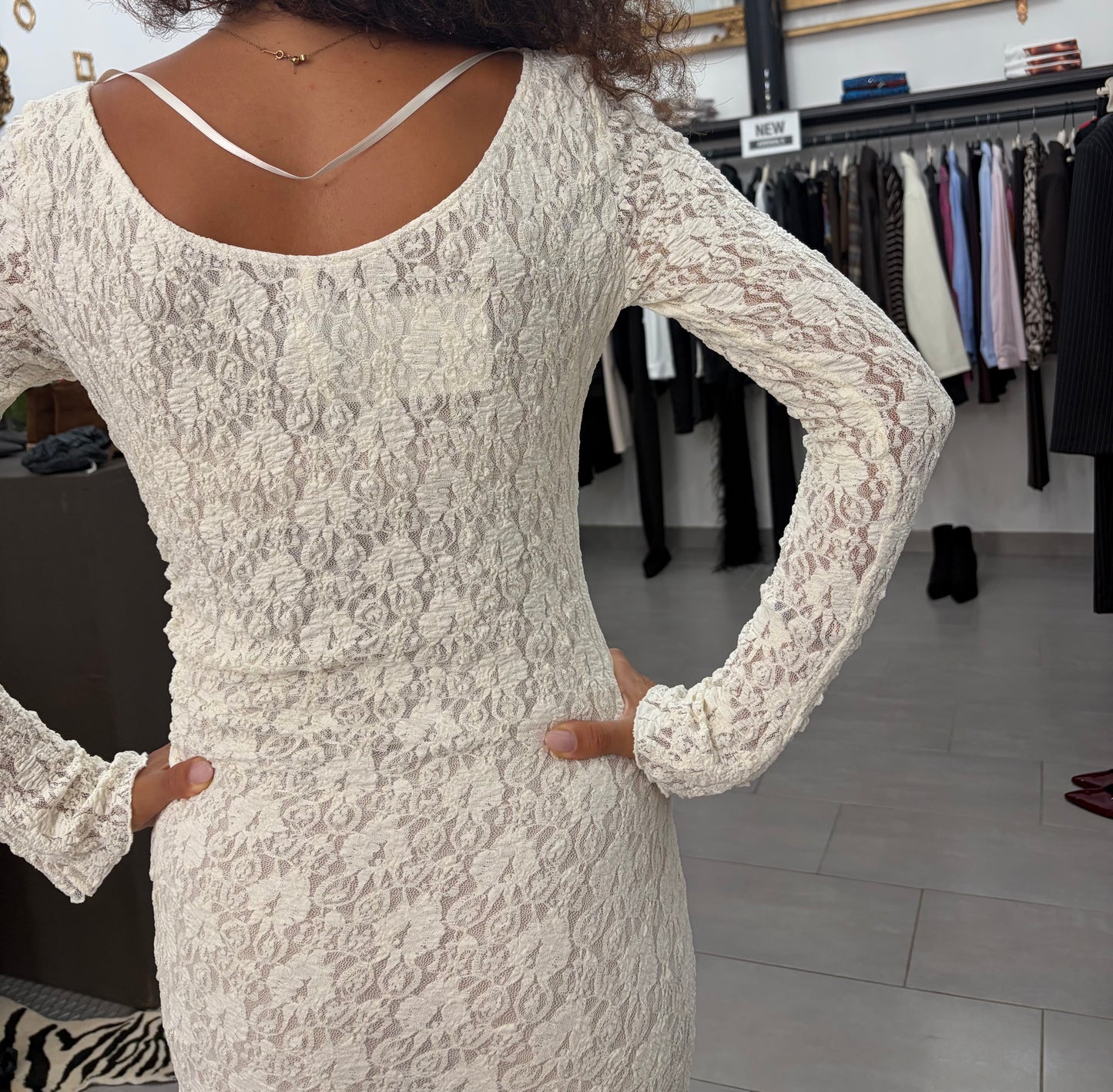 Abito pizzo color burro Imperial