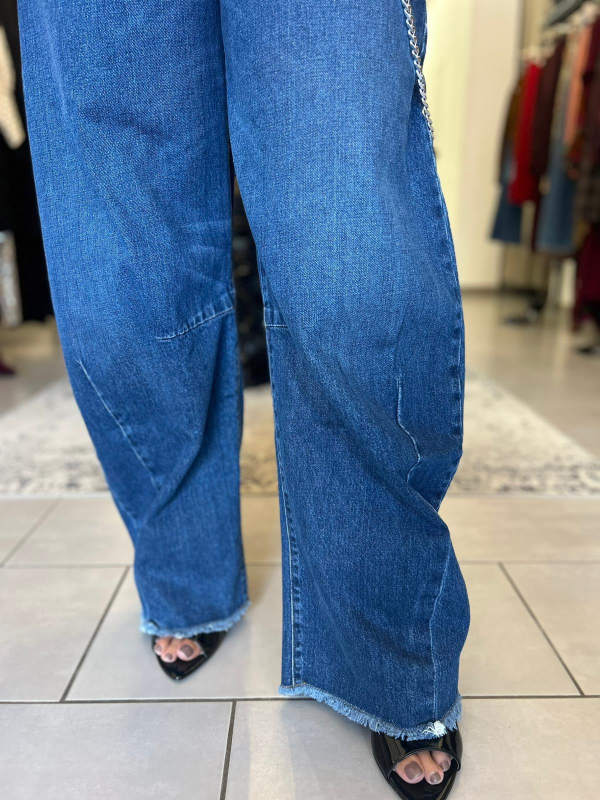 Jeans bombato vicolo