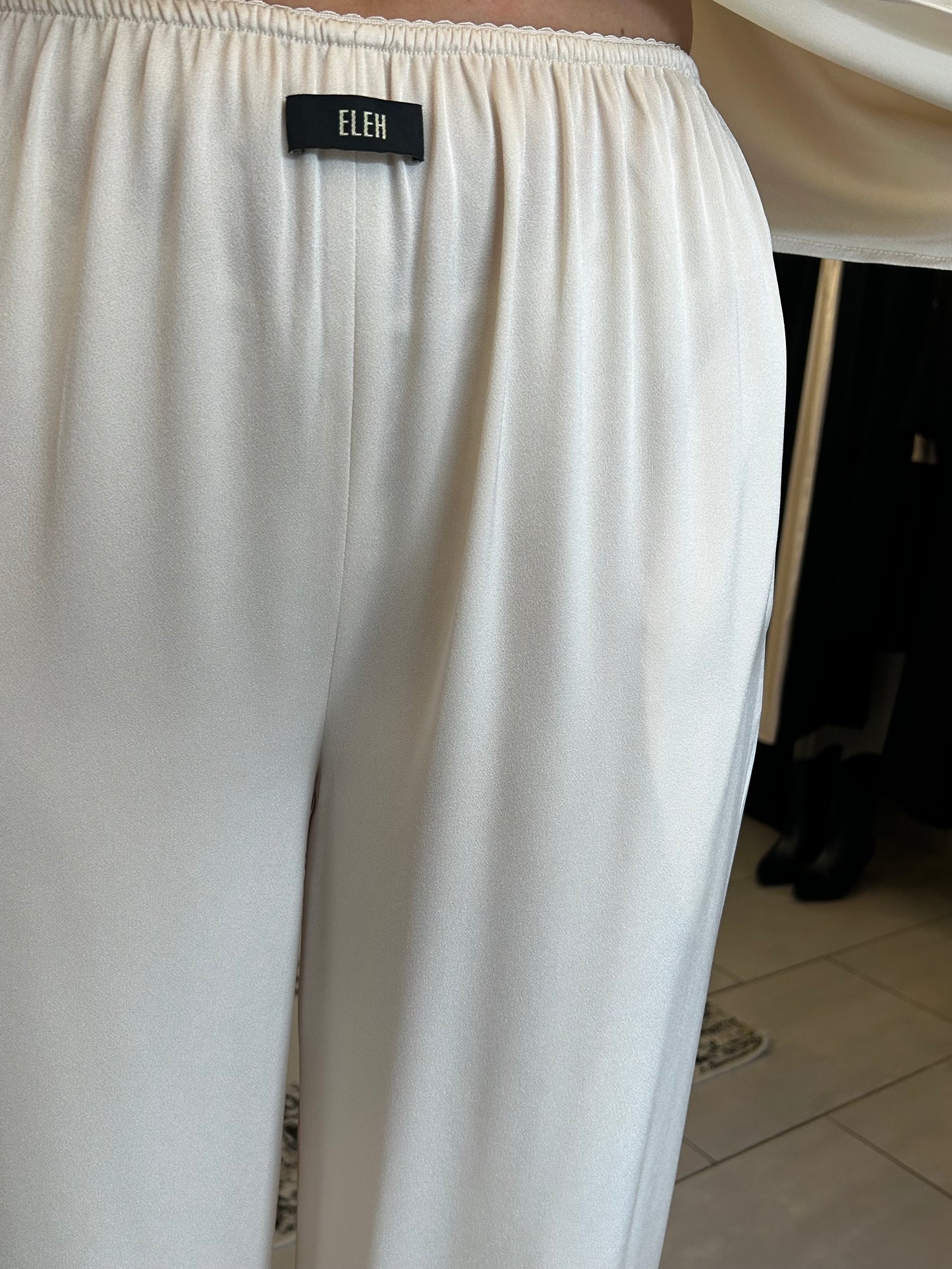 Pantalone con elastico in vita