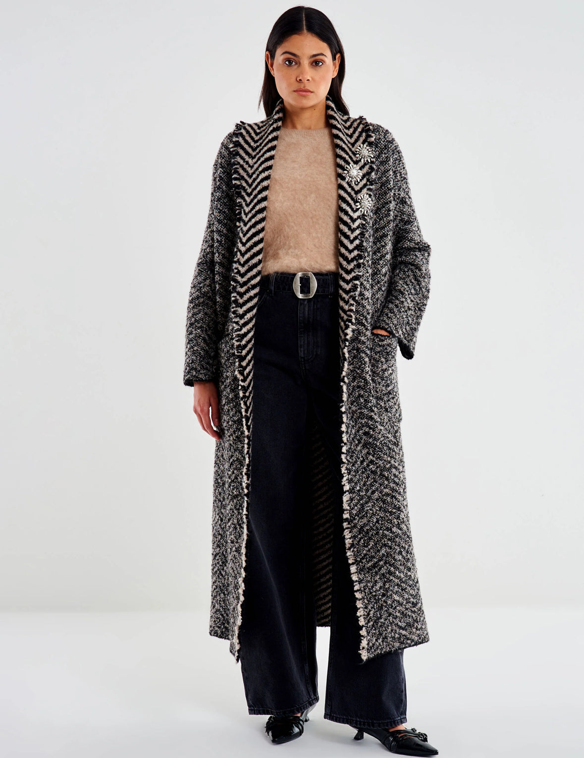 Cappotto in Maglia con Spille