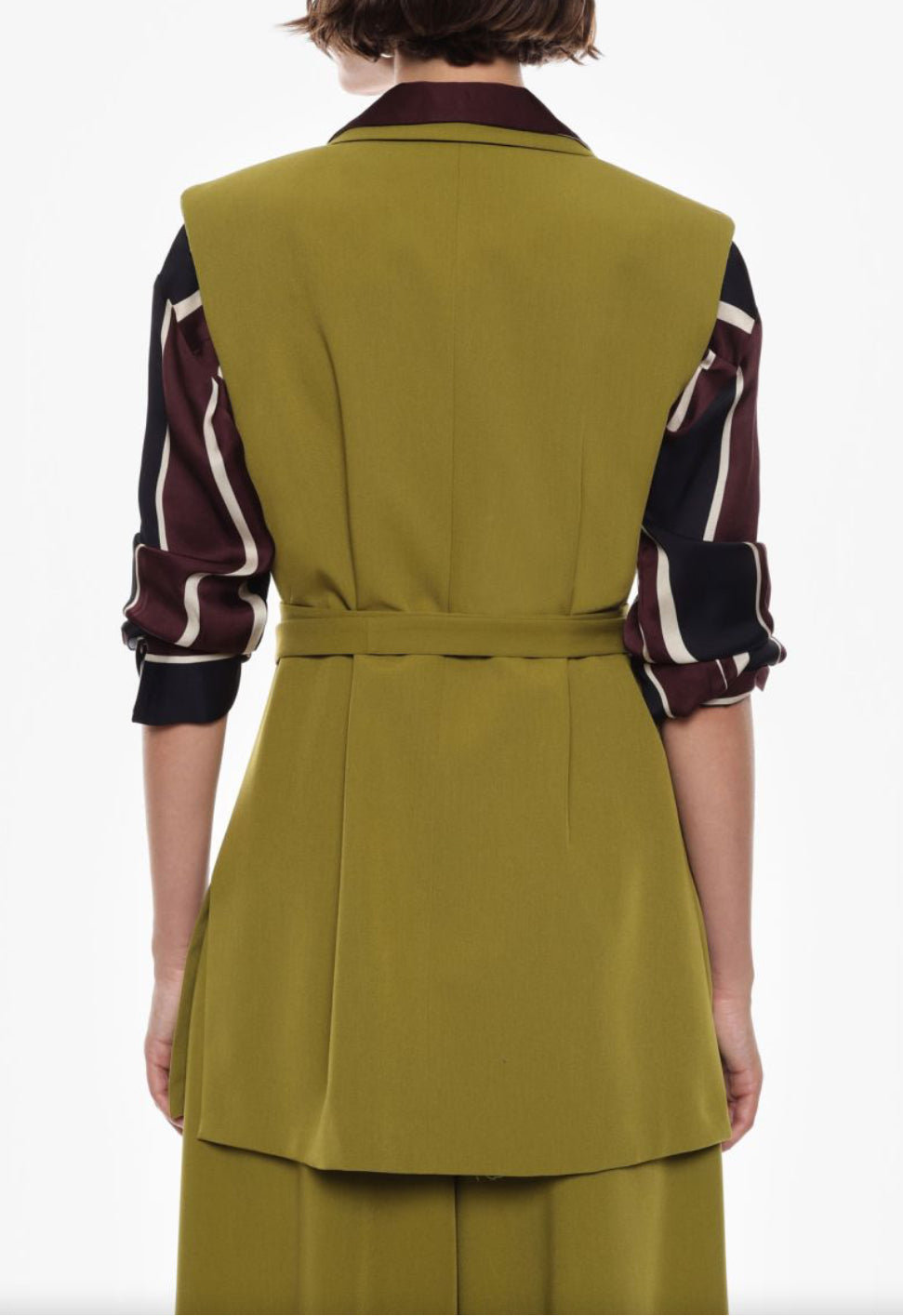 GILET LUNGO CON TASCHE E CINTURA IMPERIAL