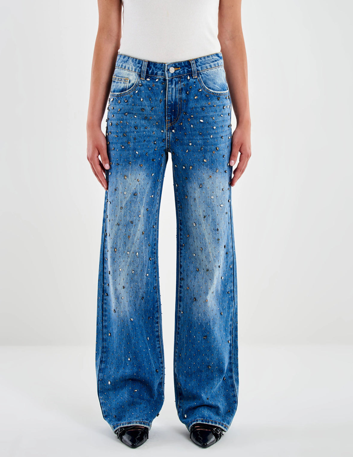 Jeans con Strass e Borchiette Dorati