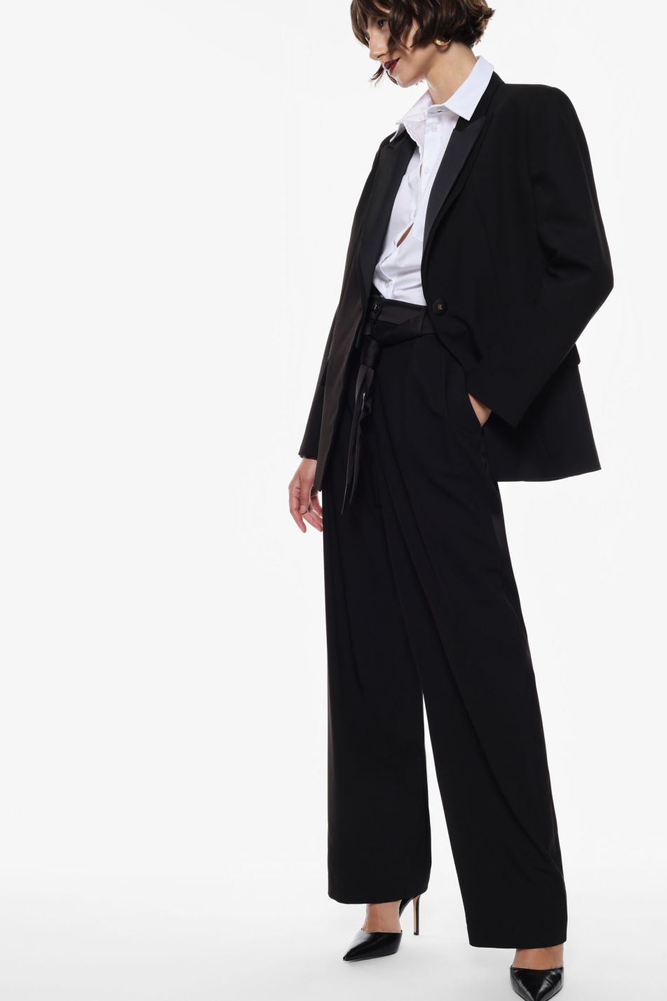 PANTALONI AMPI A VITA ALTA