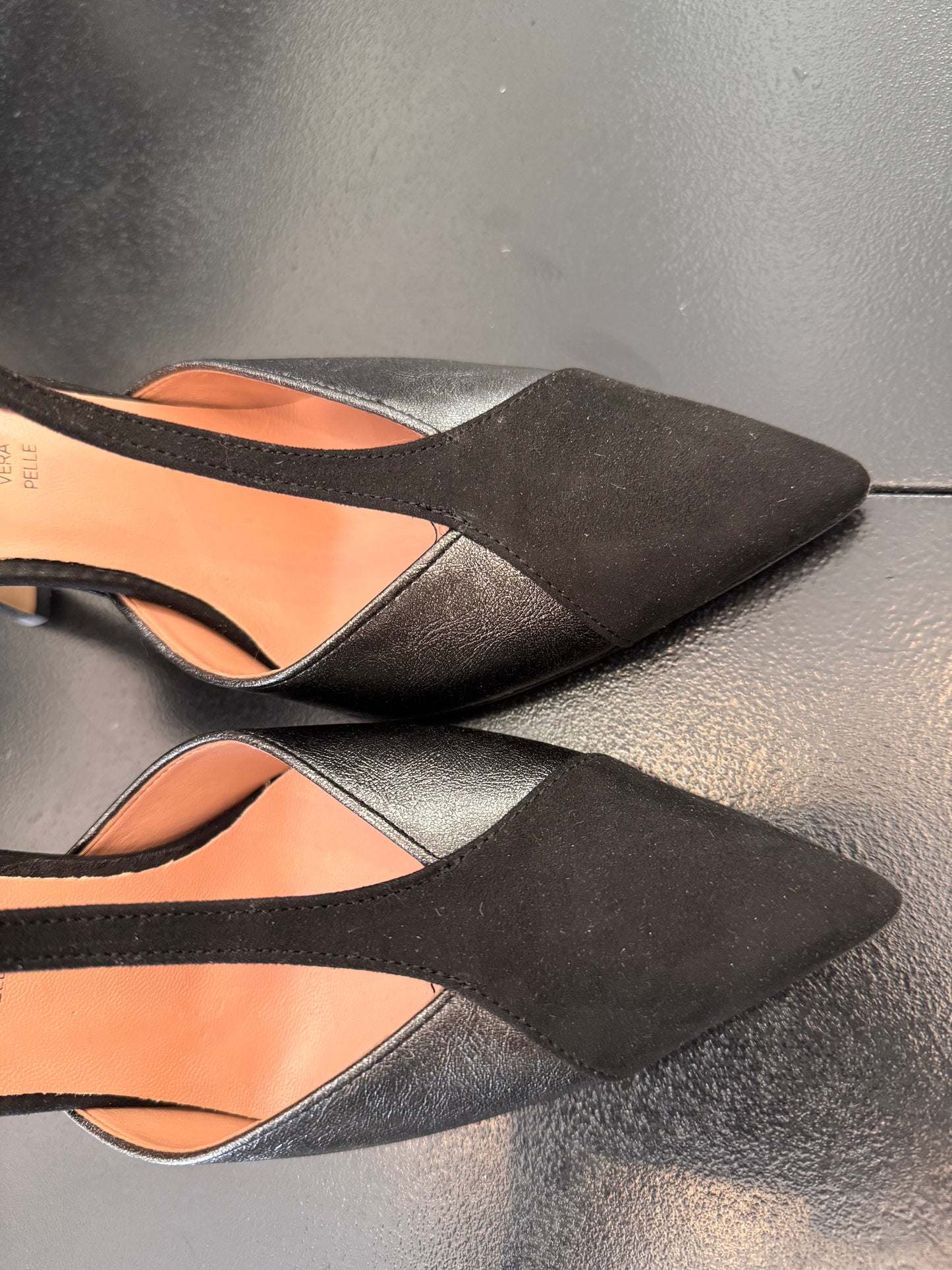 Décolleté nero e grigio