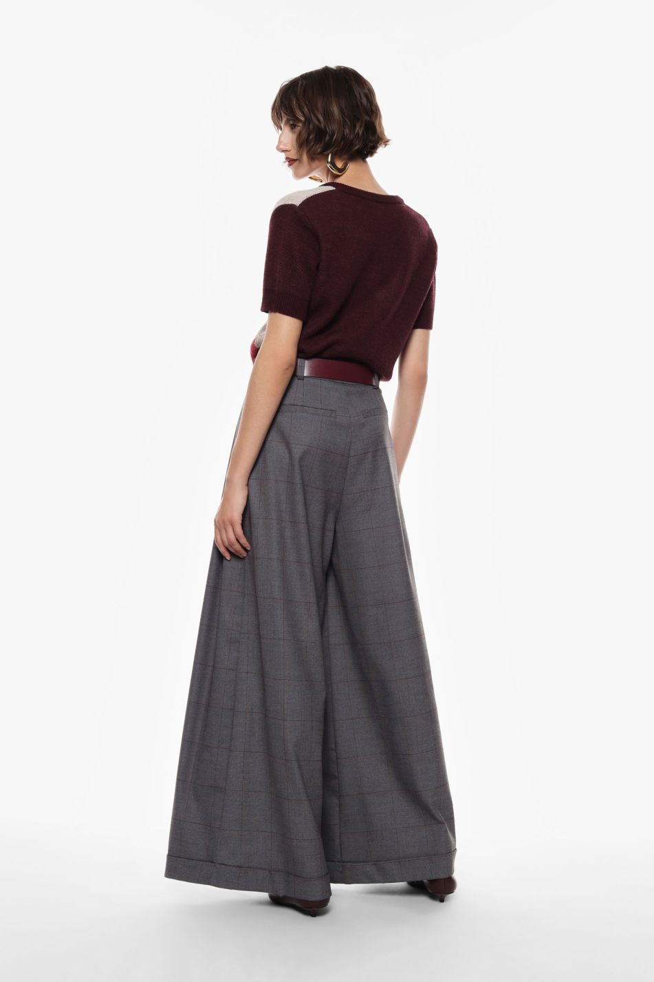 PANTALONI AMPI A QUADRI CON CINTURA