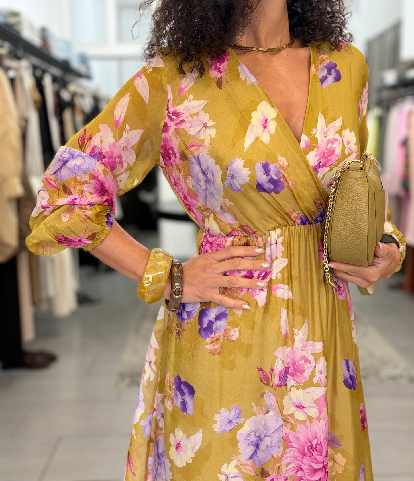 Vestito lungo con stampa floreale e scollo a V Dixie