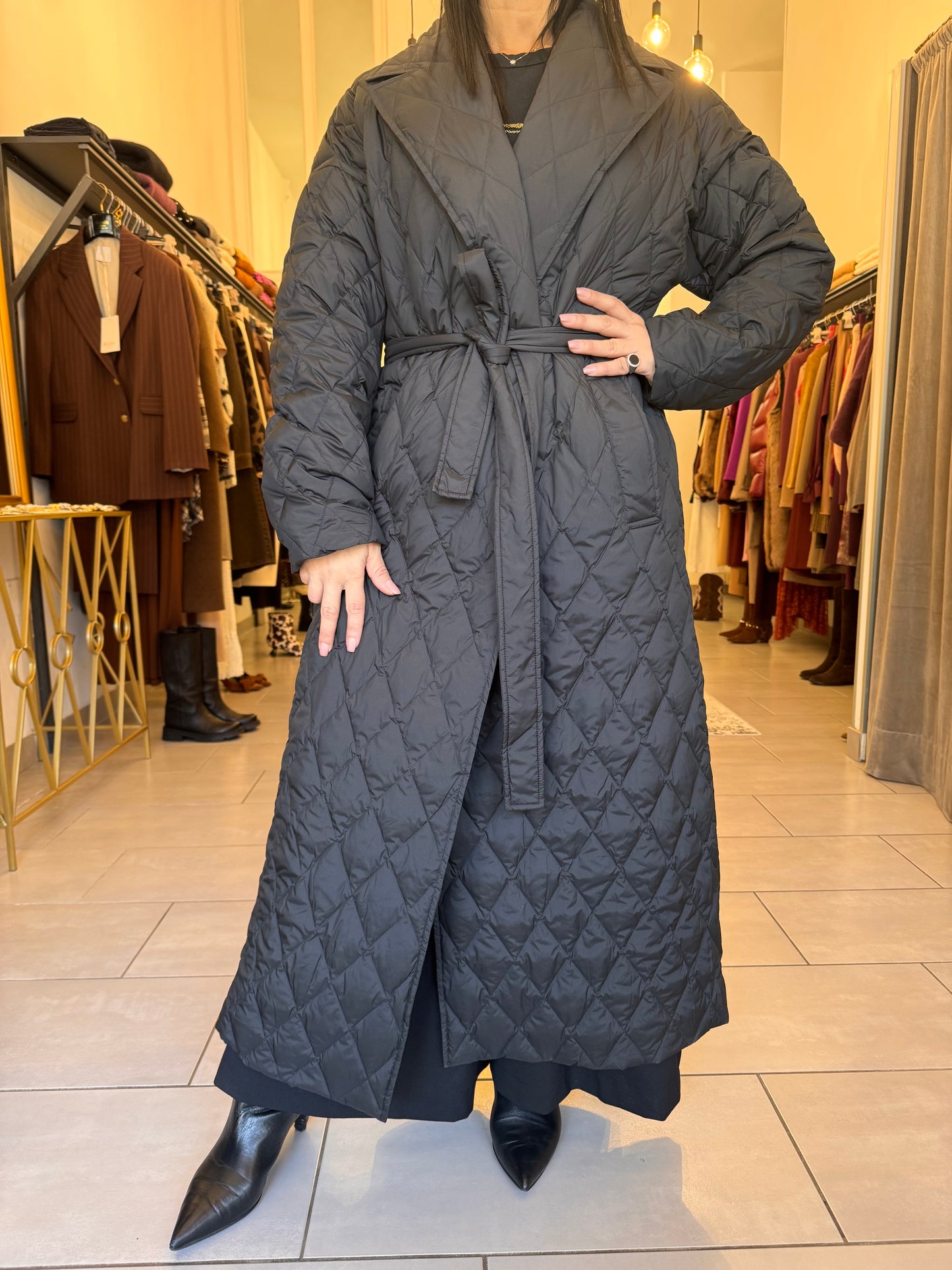 Piumino lungo nero Vicolo