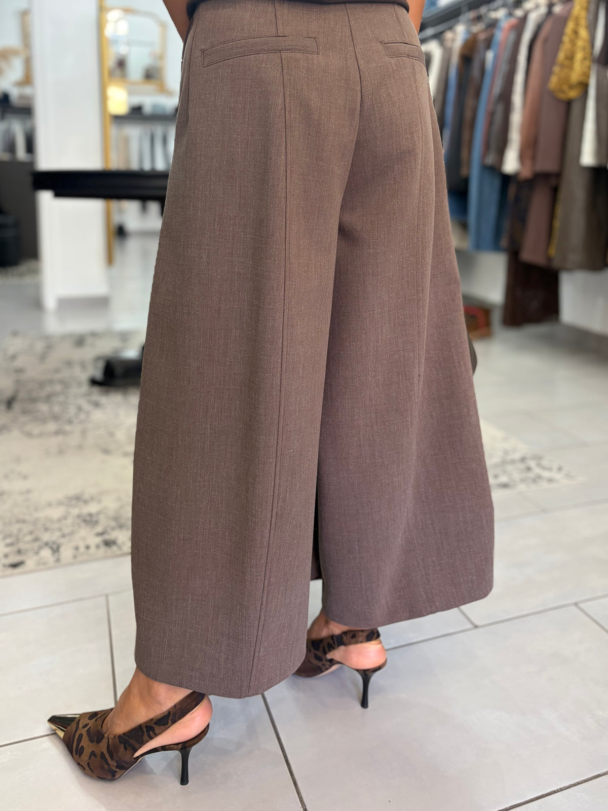 Pantalone gamba ampia corto Vicolo
