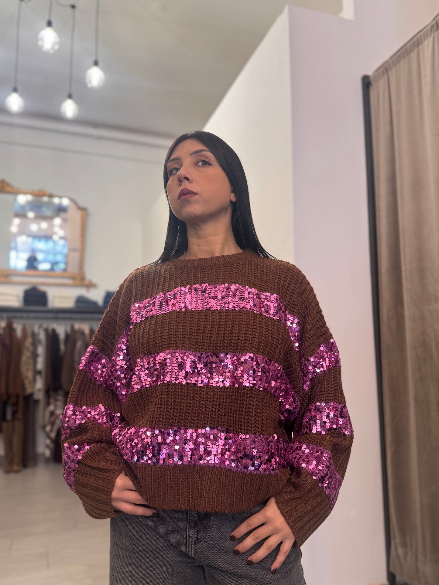 Maglione a righe con paillettes brillanti