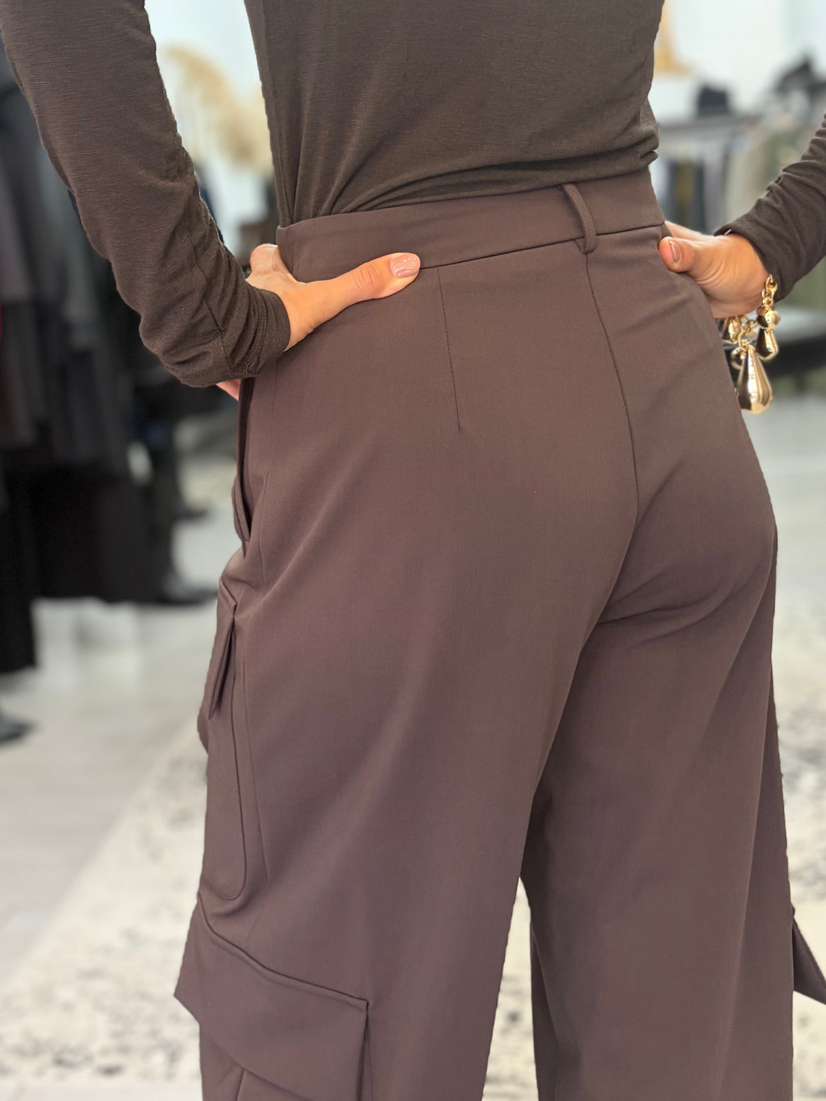 Pantaloni cargo sartoriali marroni Silence Limited