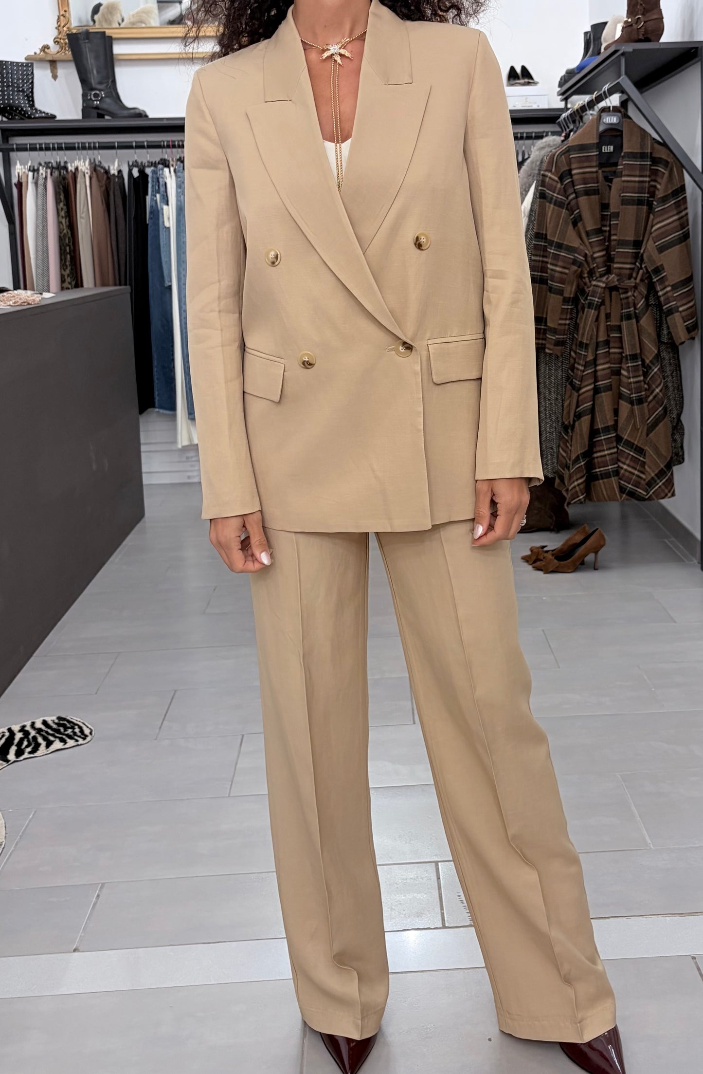 Pantalone dritto tasca a filo Vicolo beige