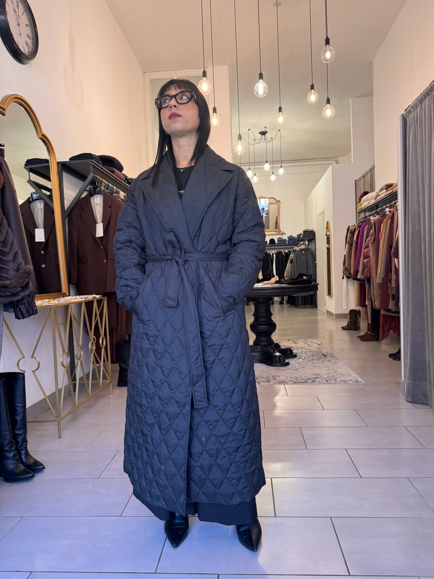 Piumino lungo nero Vicolo