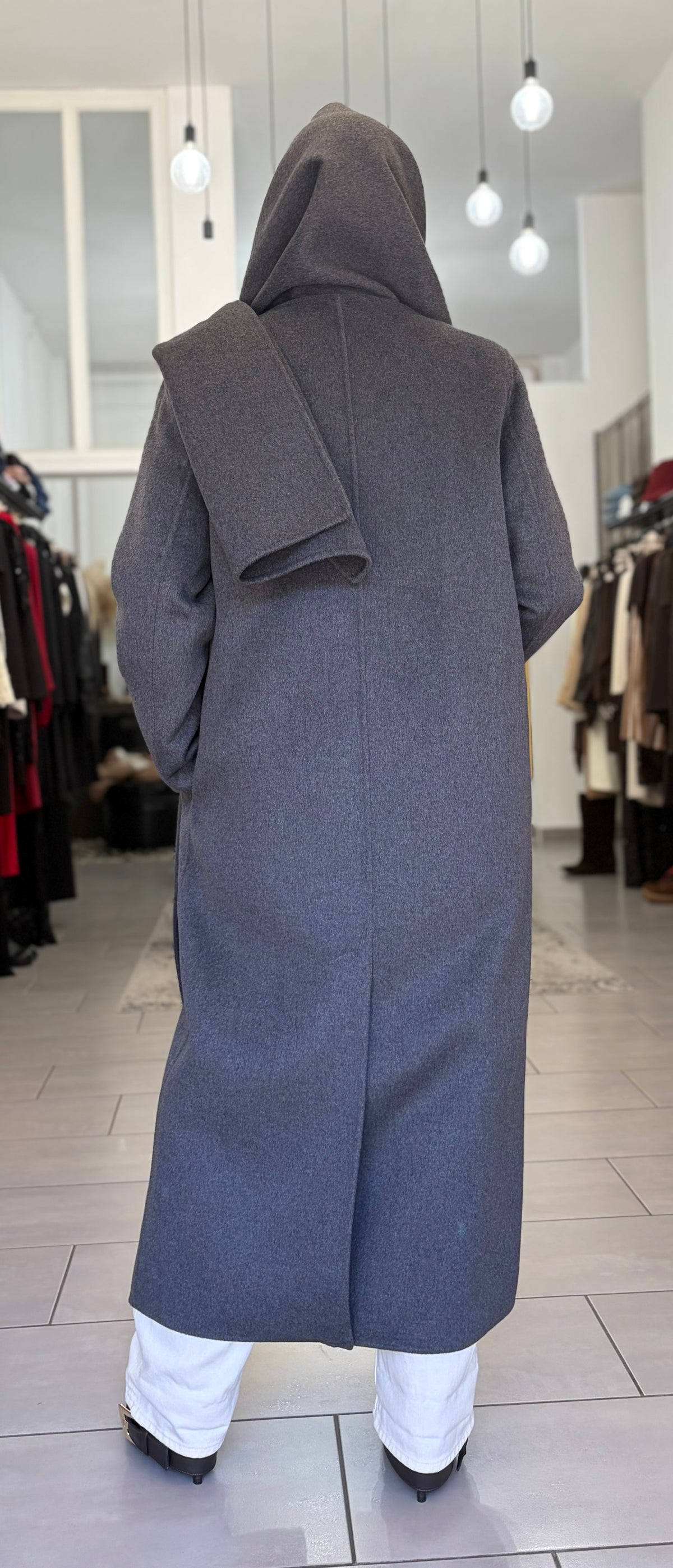 Cappotto lungo grigio Vicolo con maxi sciarpa incorporata