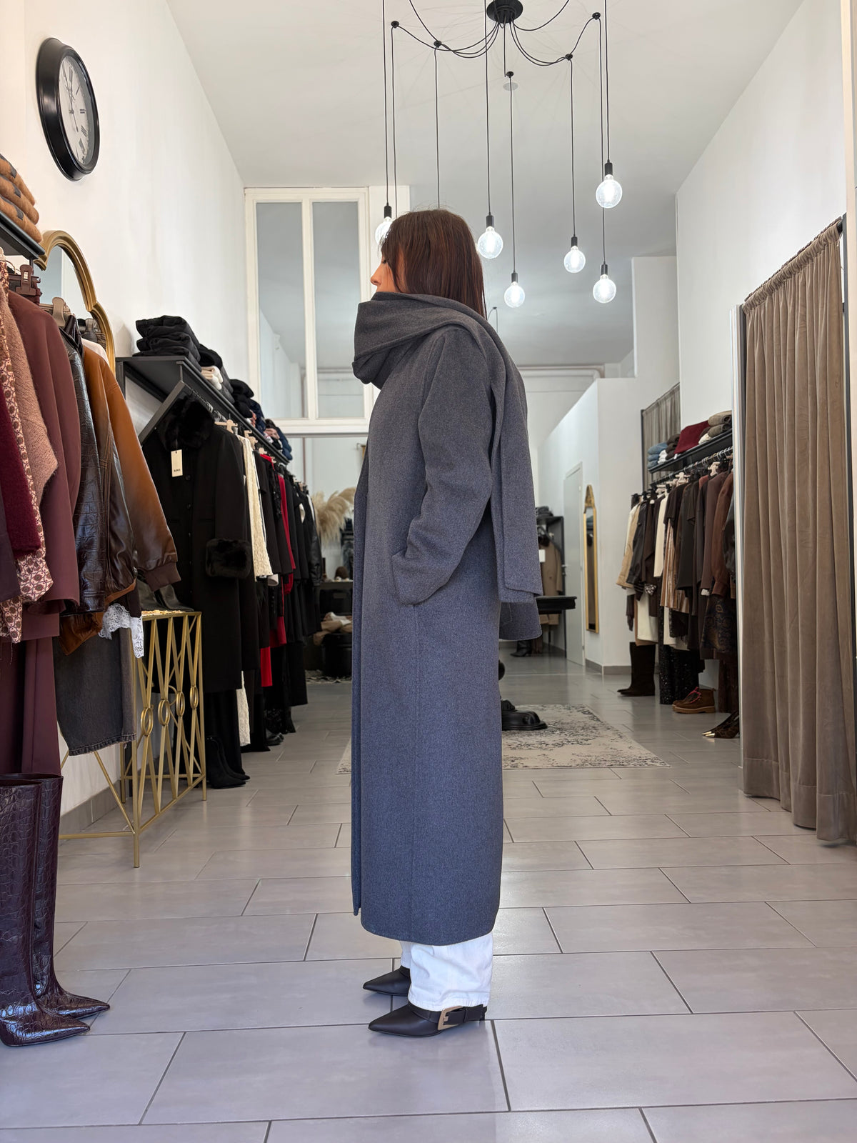 Cappotto lungo grigio Vicolo con maxi sciarpa incorporata