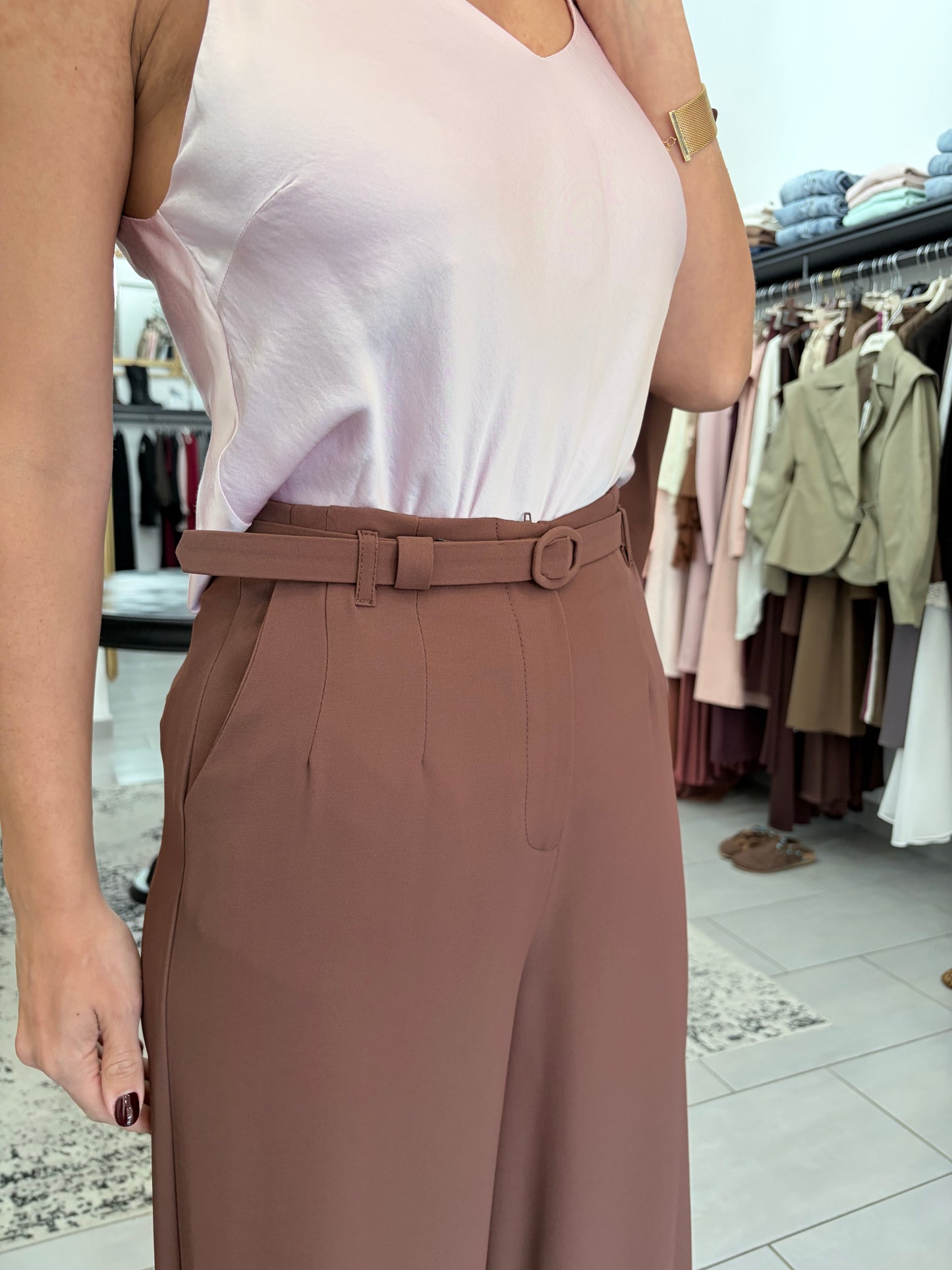 PANTALONI PALAZZO A VITA ALTA CON CINTURA