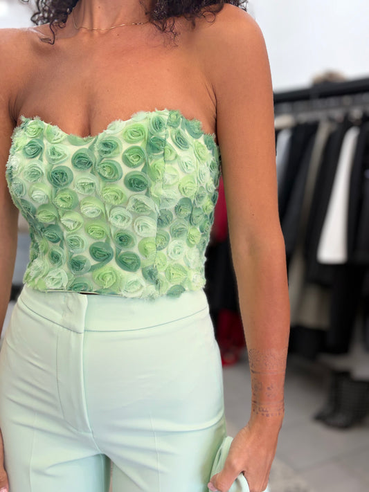 Top verde effetto fiori