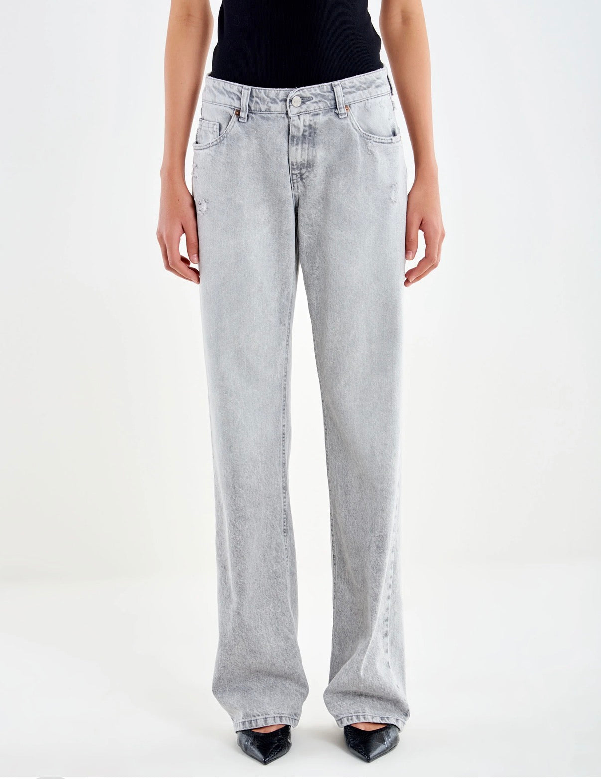 Jeans grigio vicolo gamba dritta vita bassa