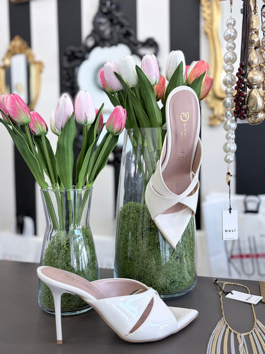 Sandalo Mule latte divine follie