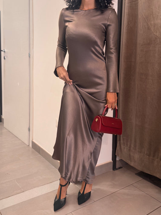 Abito in satin grigio