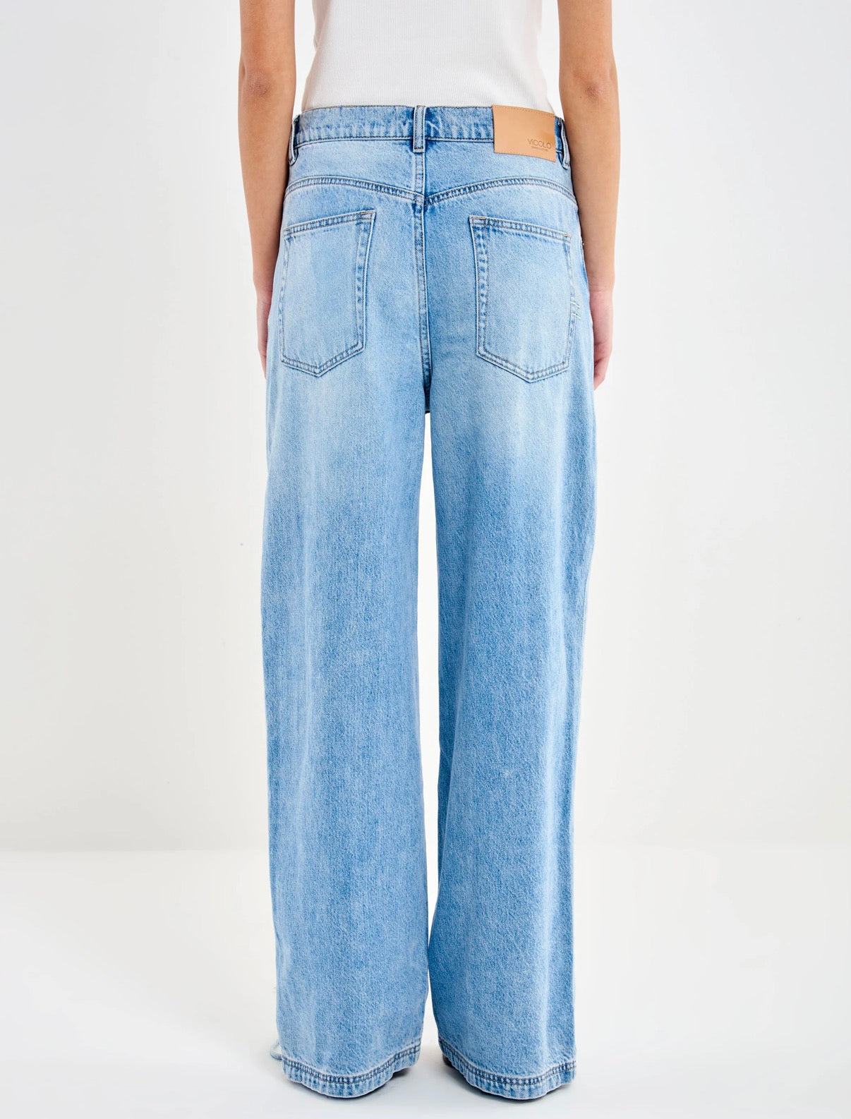 Jeans Vicolo con Intreccio Laterale
