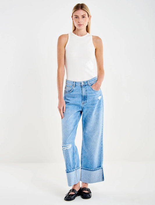 Jeans lavaggio chiaro, Vicolo