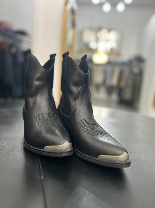 Texano basso Divine follie