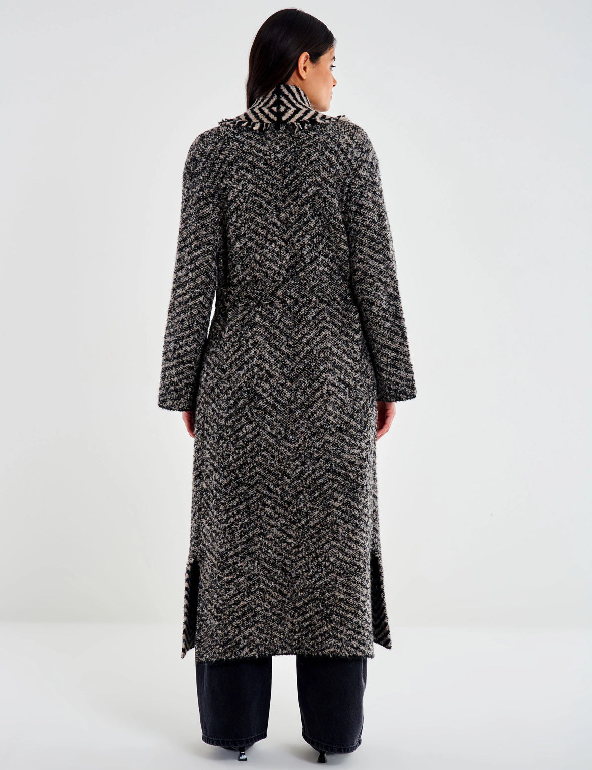 Cappotto in Maglia con Spille