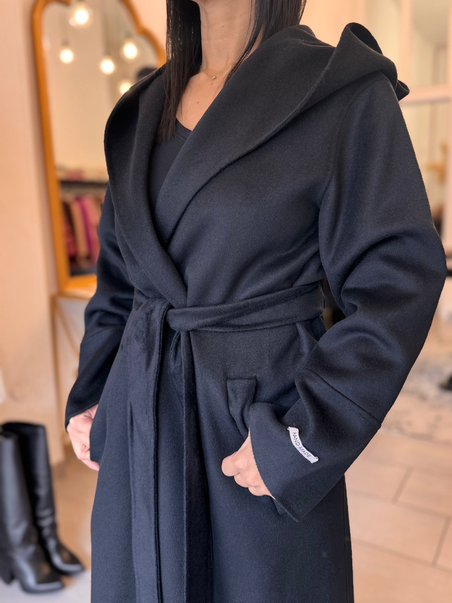 Cappotto nero Dixie con cappuccio