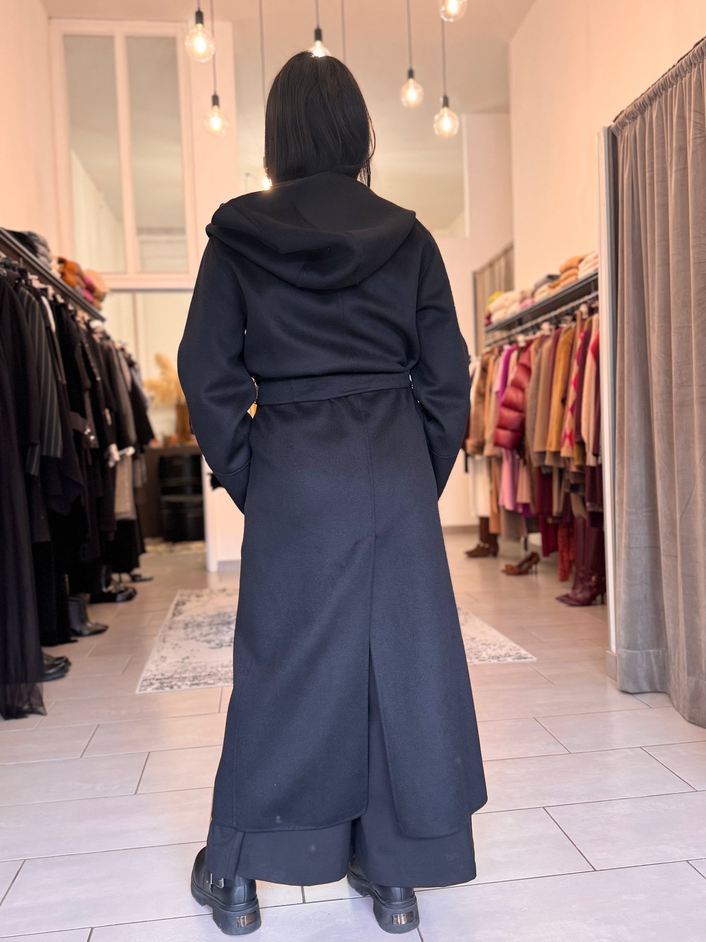 Cappotto nero Dixie con cappuccio