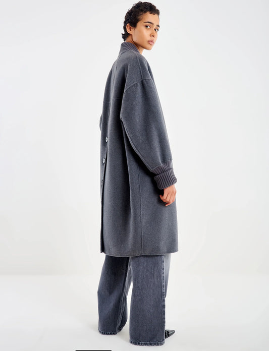 Cappotto Over Bottoni sul Retro