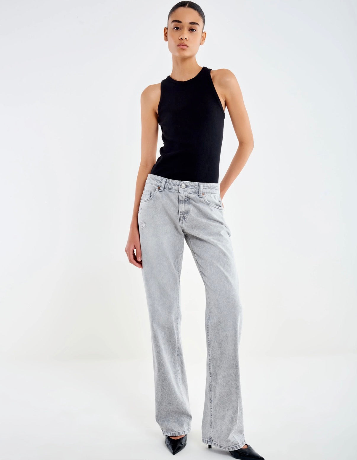 Jeans grigio vicolo gamba dritta vita bassa