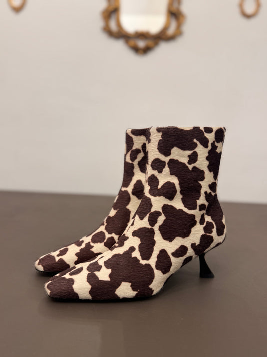 Stivaletto in cavallino con tacco Ovyè