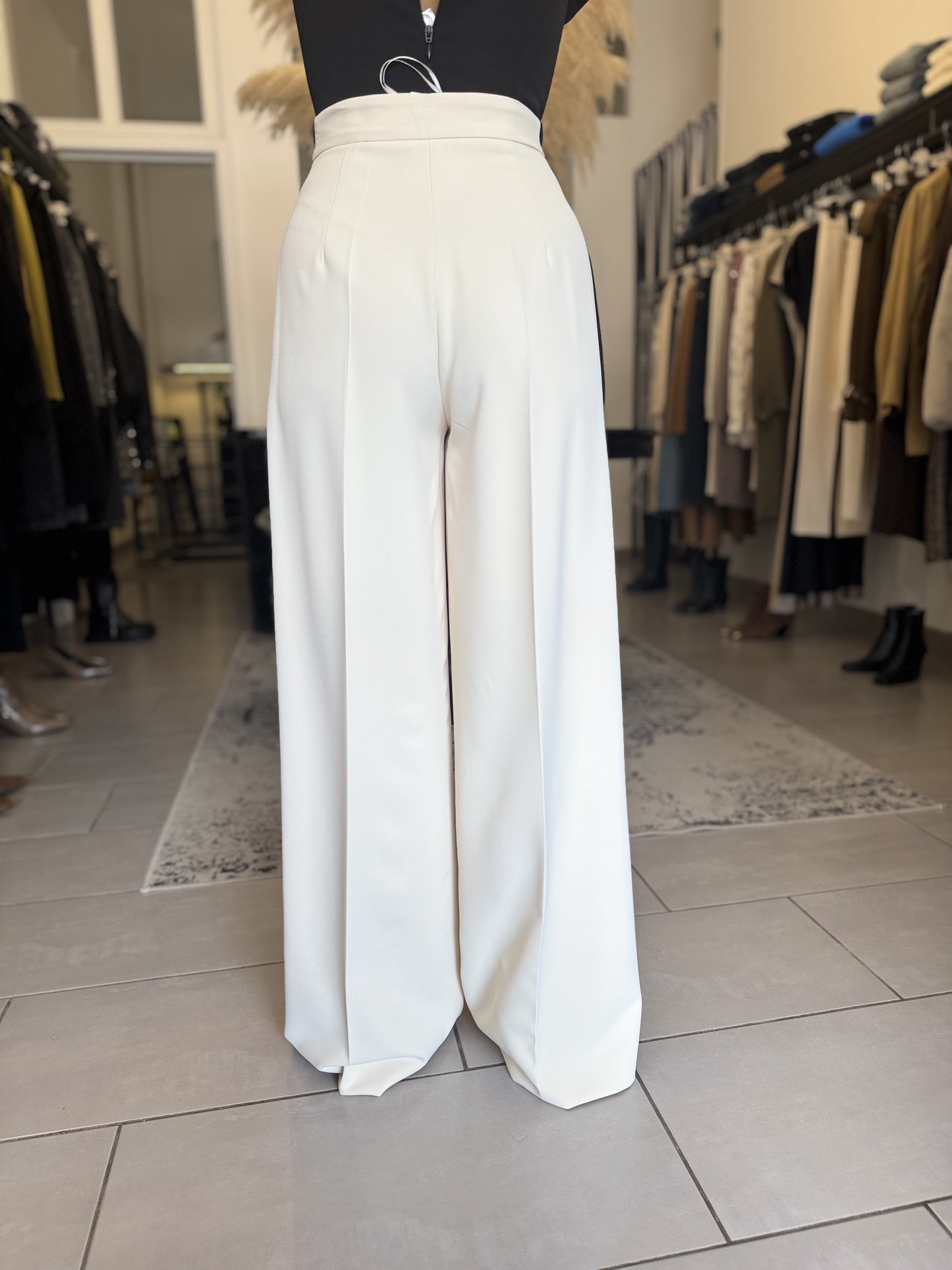 Pantalone a palazzo