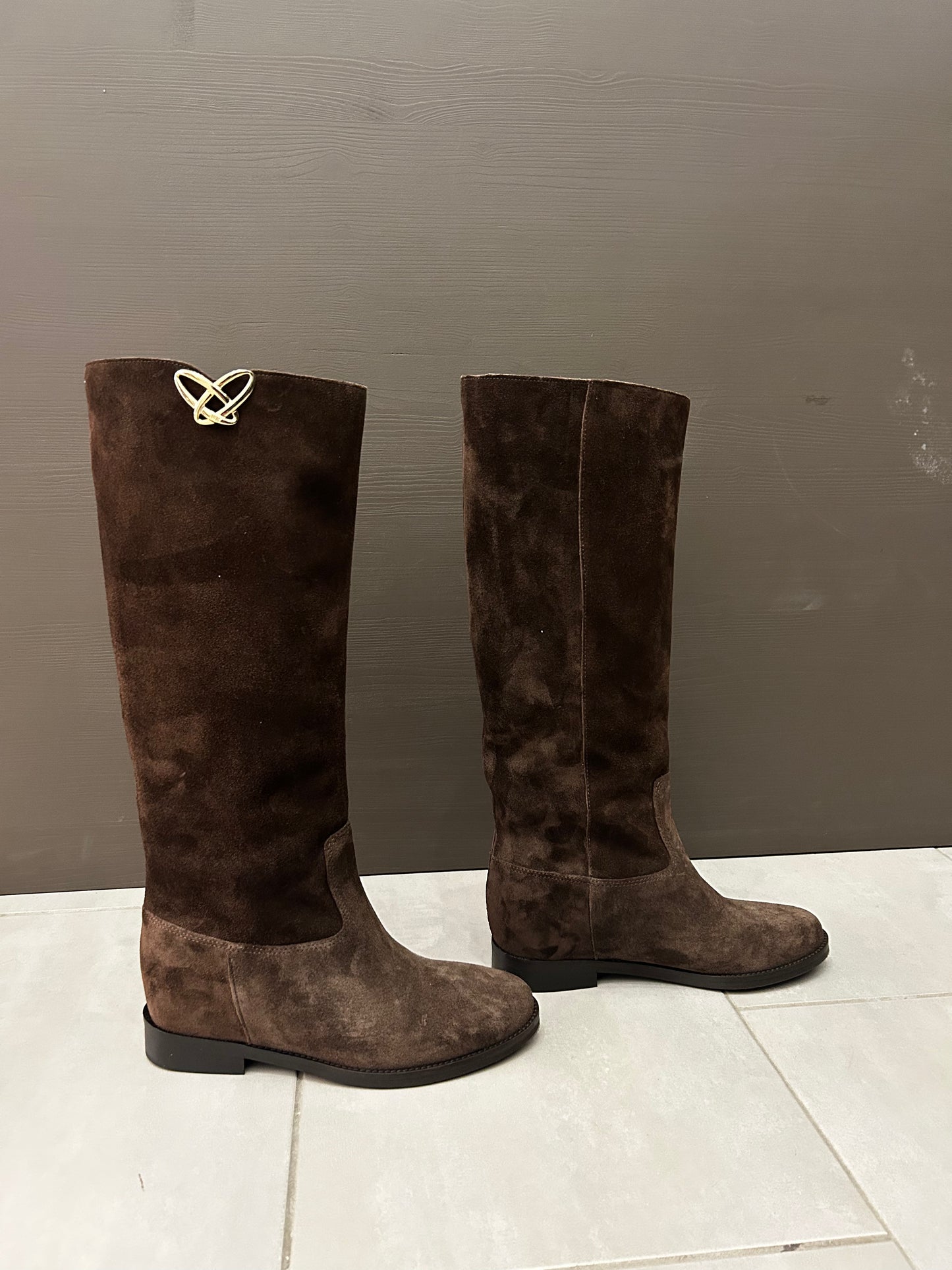 Stivale marrone scamosciato Ovyè