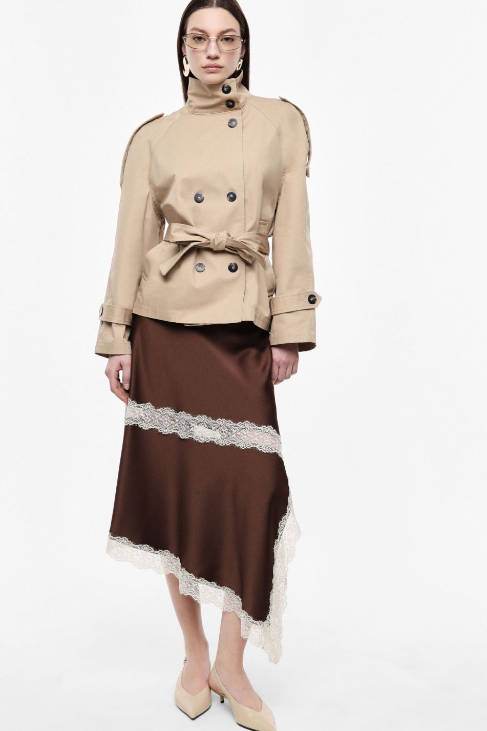 GONNA MIDI ASIMMETRICA CON INSERTI IN PIZZO