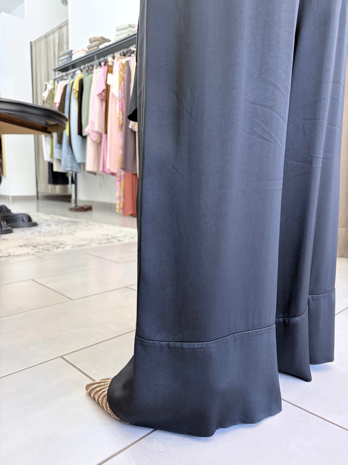 Pantalone in satin Dixie nera