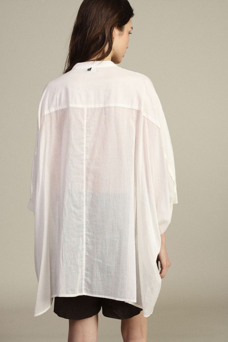 Camicia ampia ricamo floreale bottoni frontali