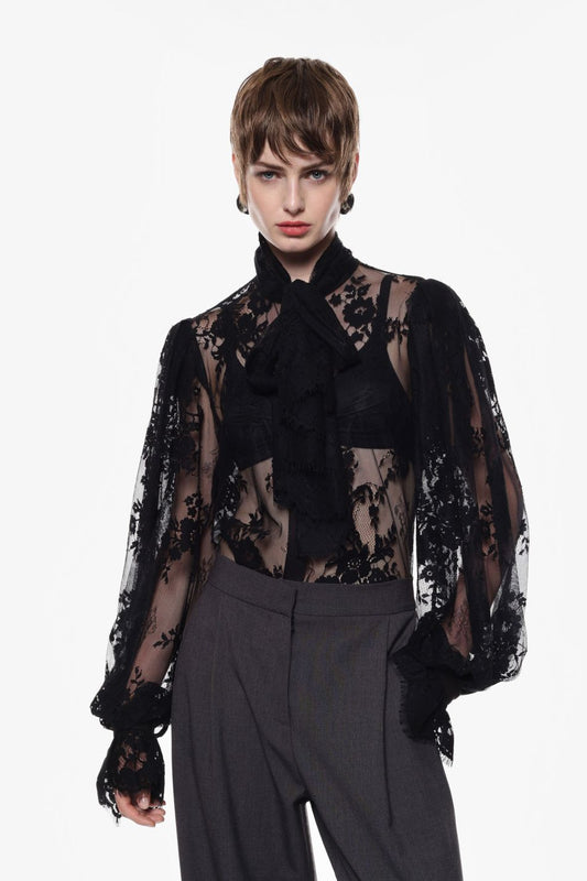 CAMICIA IN PIZZO CON MANICHE LUNGHE